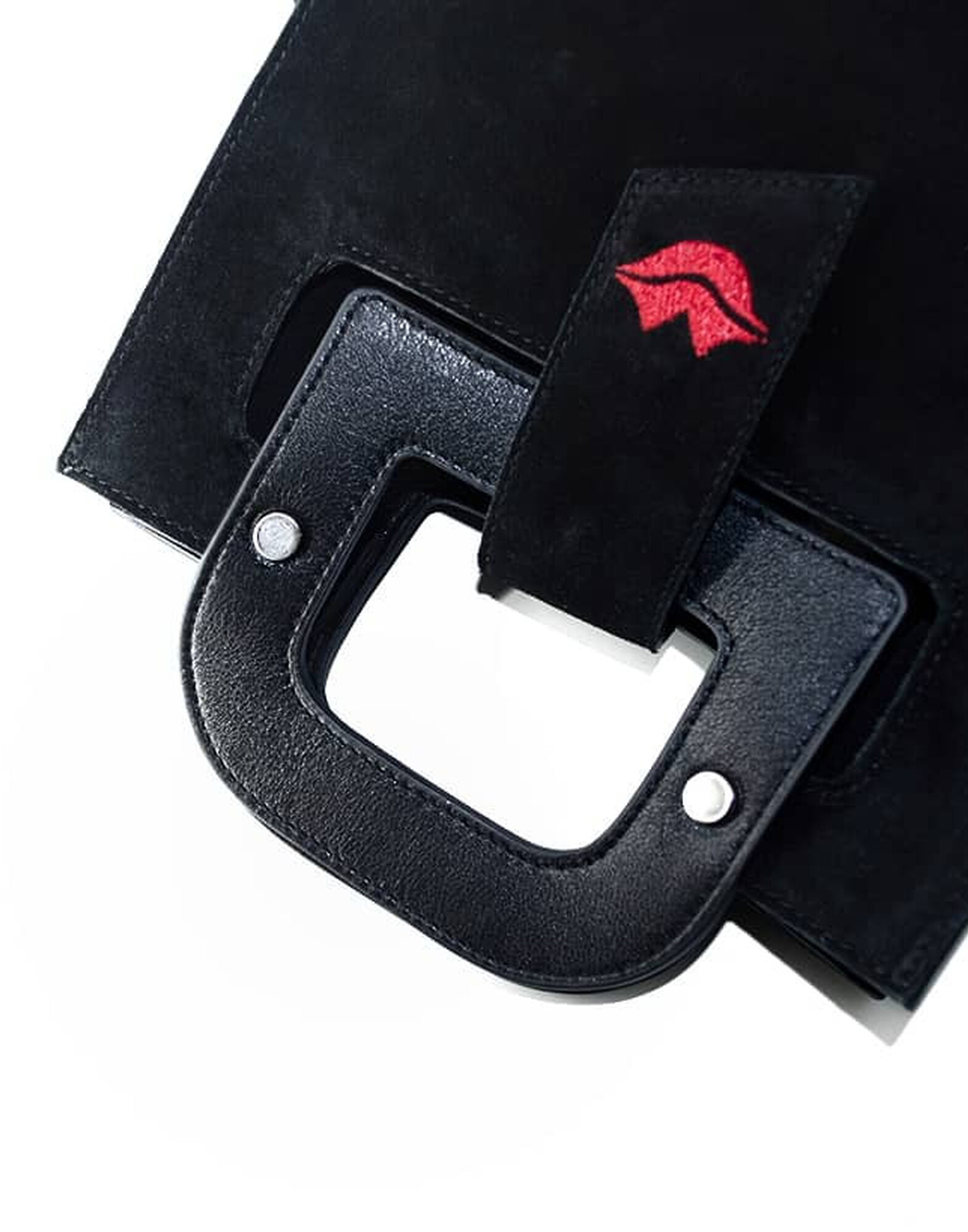 Sac en cuir noir velours ARTISTE, broderie bouche rouge |Gloria Balensi