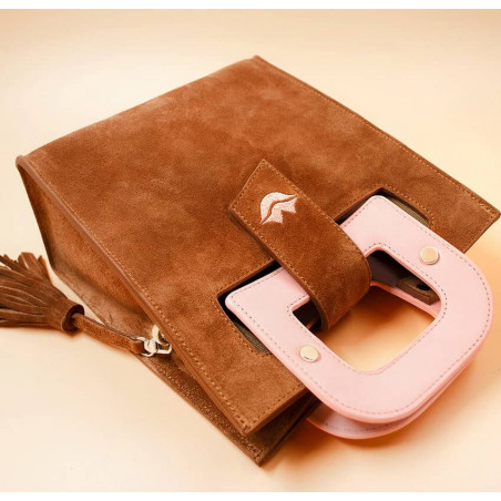 Camel beige suede leather bag ARTISTE, pink handle and mouth embroidery , view 4  | Gloria Balensi