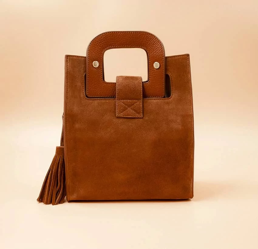 Camel beige suede leather bag ARTISTE, beige mouth embroidery |Gloria Balensi