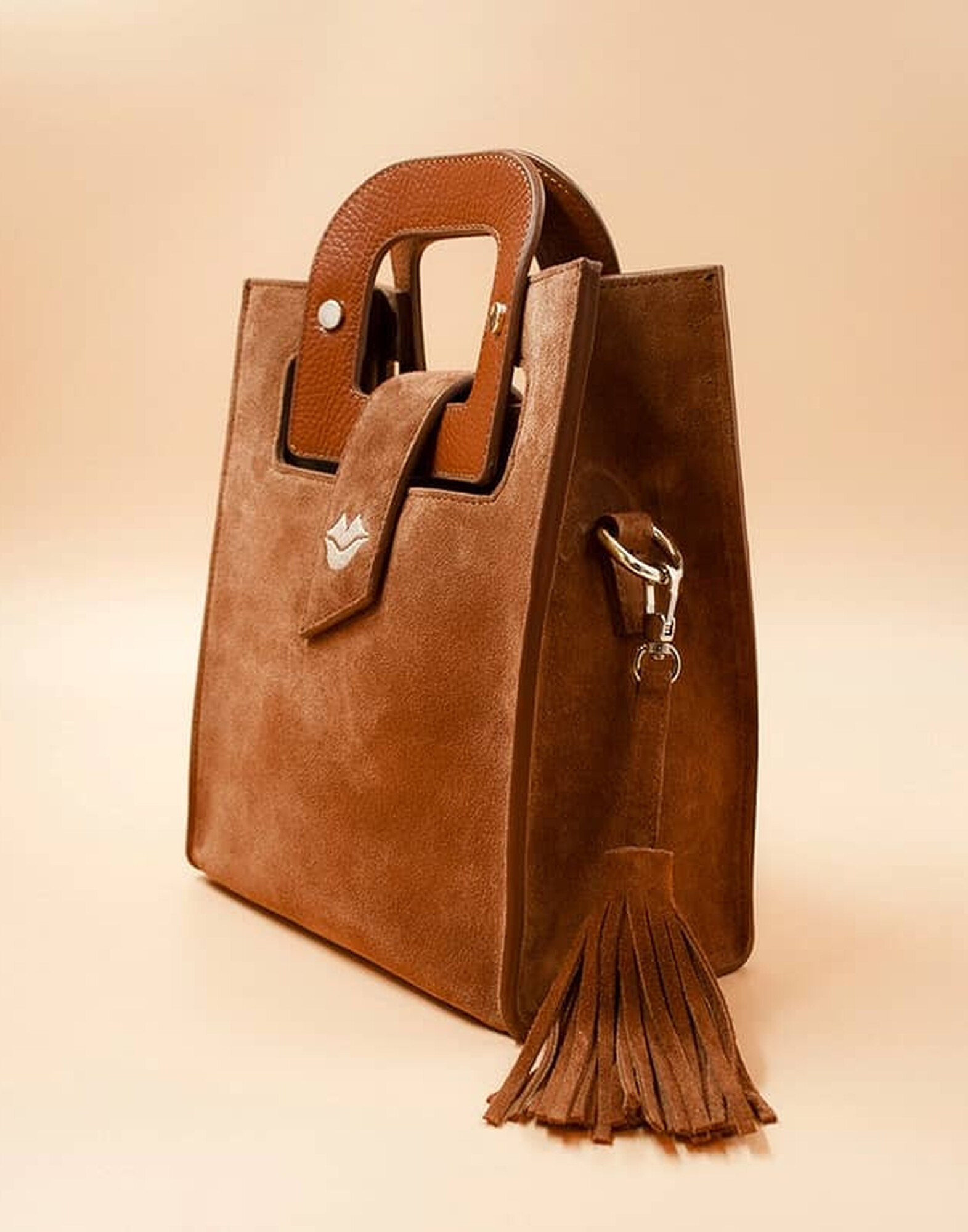 Camel beige suede leather bag ARTISTE, beige mouth embroidery |Gloria Balensi