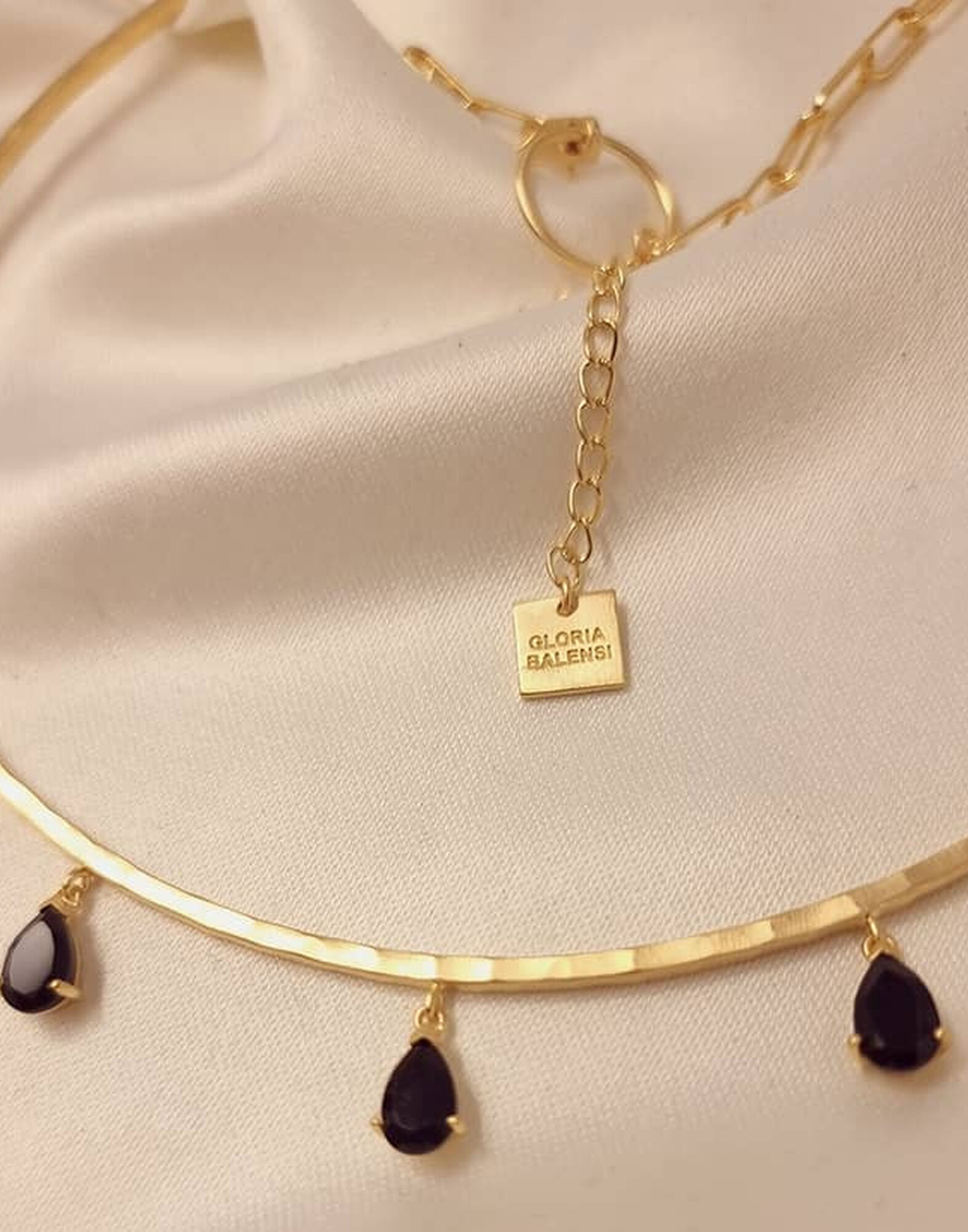 NAYA torque necklace with black Onyx |Gloria Balensi