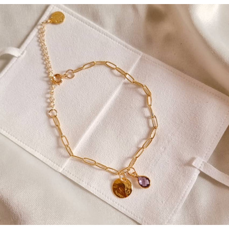 Bracelet chaîne plaqué or MAYA avec charms, Améthyste et pampille dorée | Gloria Balensi bijoux