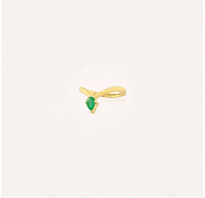 Antique gold ring with pear-shaped stone LILIA |Gloria Balensi