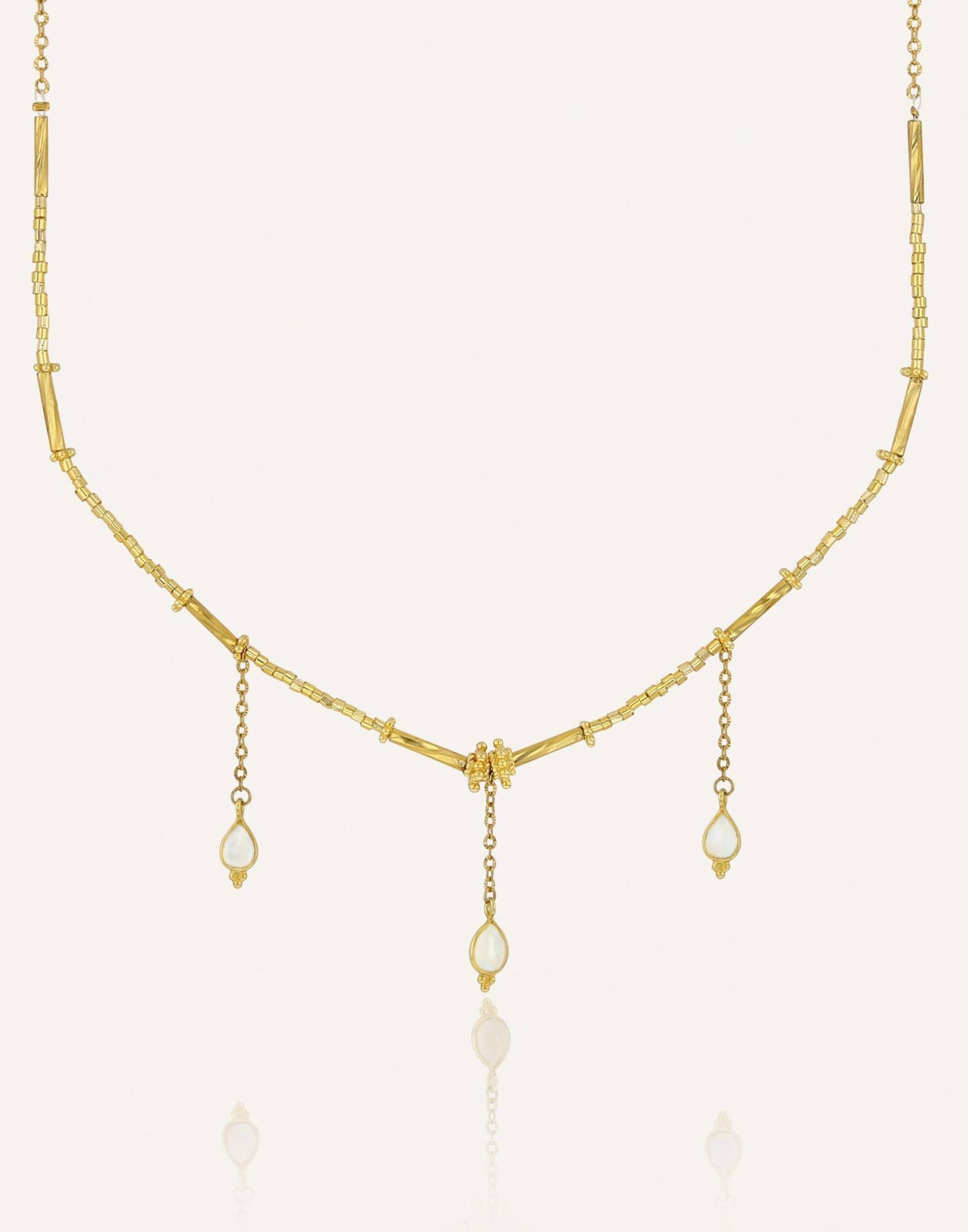Necklace VENEZIA in glass beads of MURANO and moonstone |Gloria Balensi Necklace VENEZIA in glass beads of MURANO and moonstone |Gloria Balensi