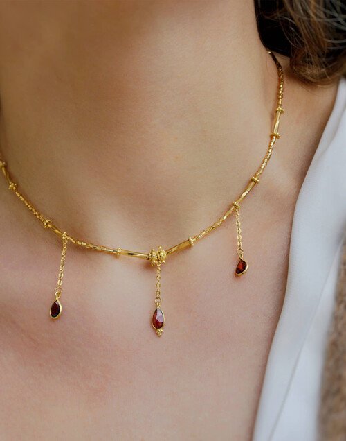 Collier doré VENEZIA en perles de verre de MURANO et grenat |Gloria Balensi