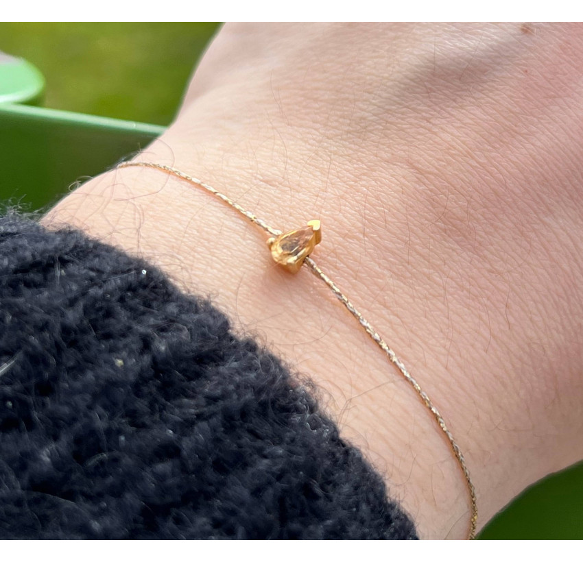 GAÏA cord bracelet in brass, pear stone  | Gloria Balensi jewellery