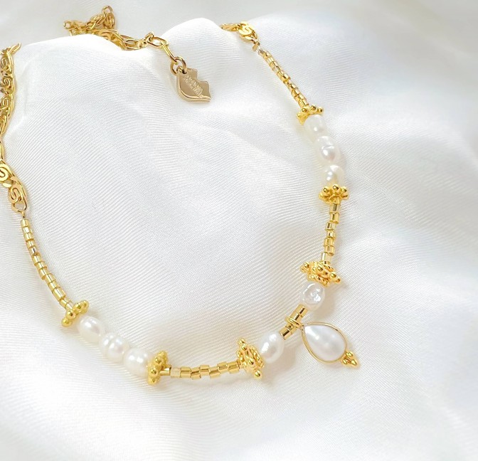 Collier ELIA en perles baroques d'eau douce et perles de verre de MURANO| Gloria Balensi