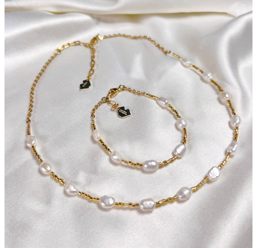 Baroque freshwater pearl and Murano glass bead choker PERLINA| Gloria Balensi jewellery