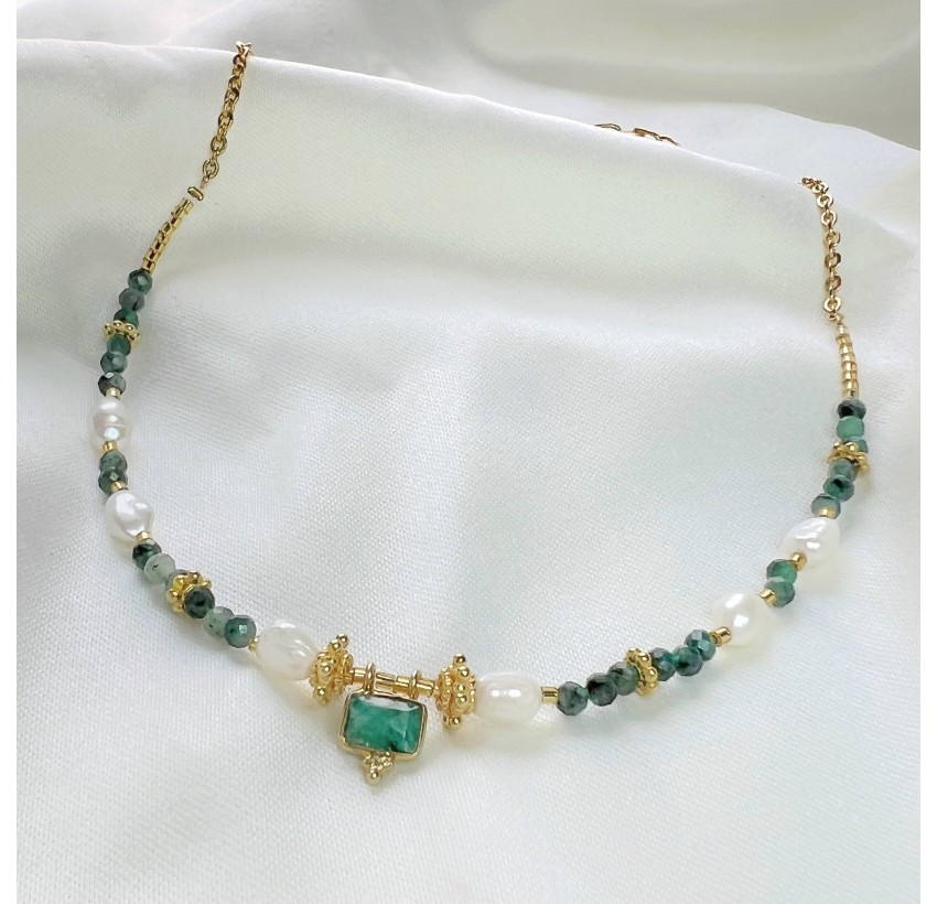 Antique gold emerald and freshwater pearl necklace| Gloria Balensi jewellery