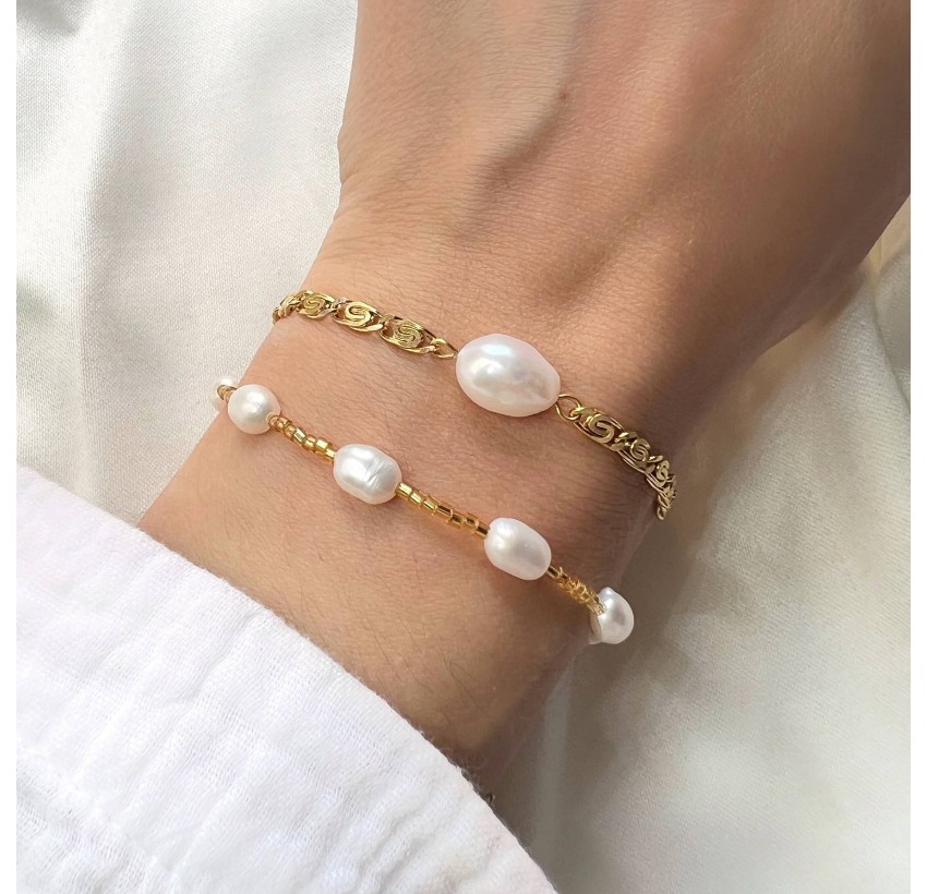 PERLYA gold bracelet in stainless steel and freshwater baroque pearl | Gloria Balensi jewellery