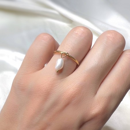 NAYA stainless steel adjustable ring with baroque freshwater pearl| Gloria Balensi jewellery
