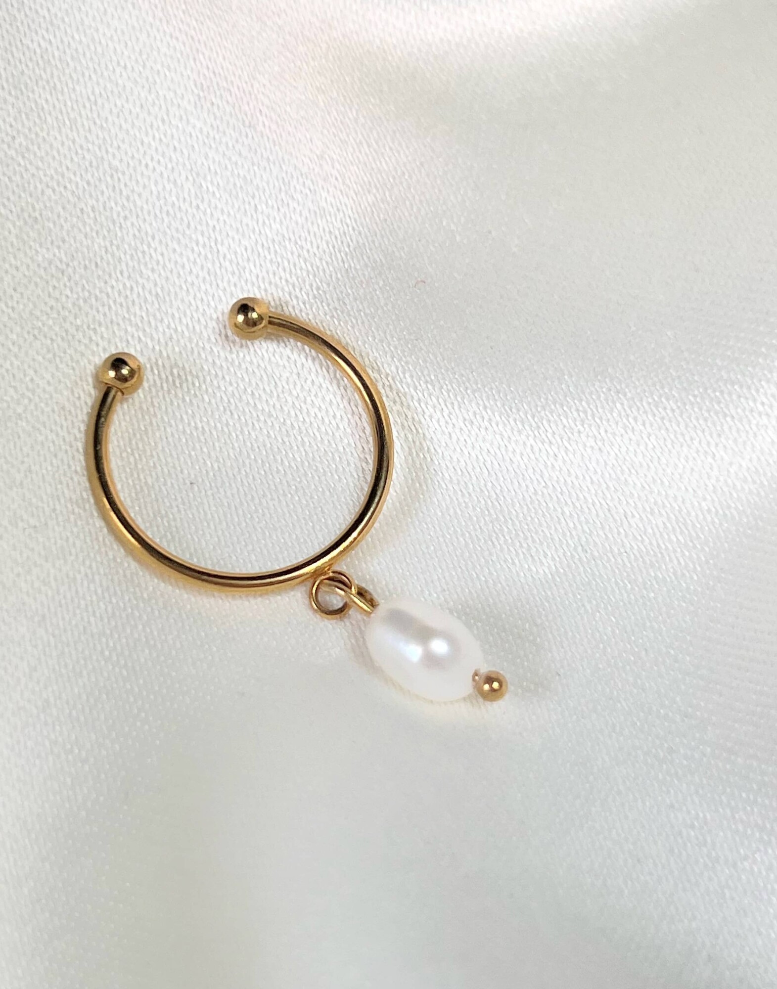 NAYA stainless steel adjustable ring with baroque freshwater pearl |Gloria Balensi