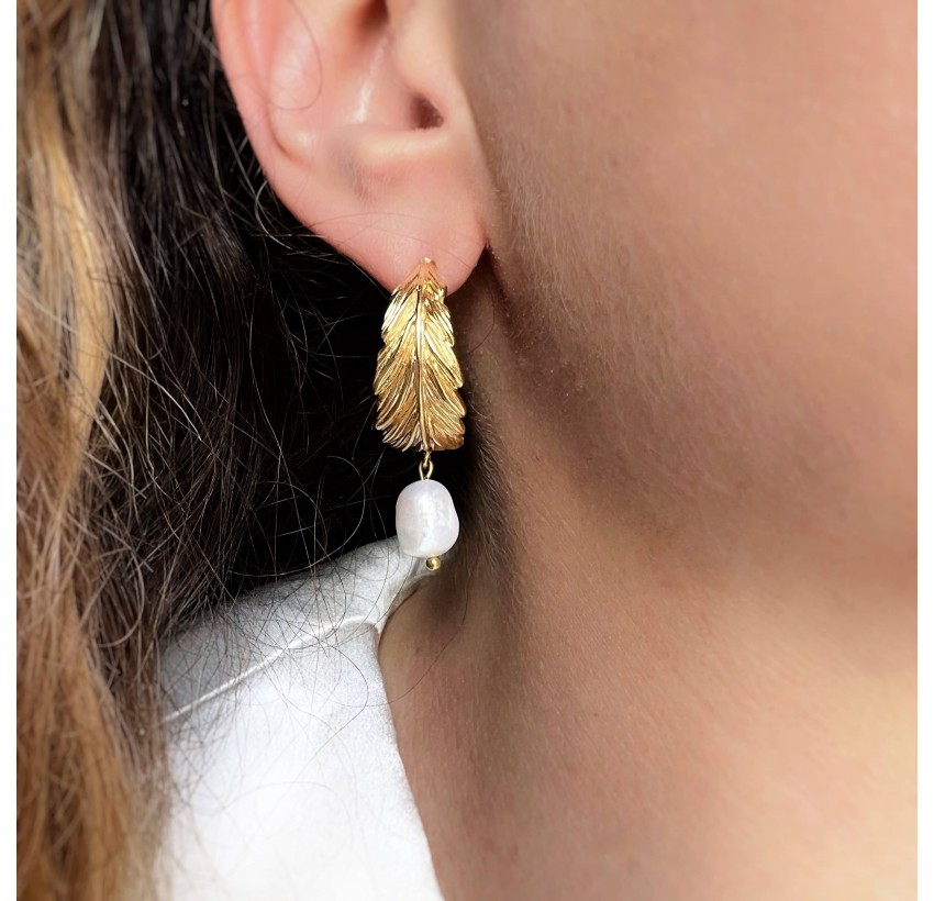 Créoles dorées antiques Roma feuilles de laurier et perles d’eau douce | Gloria Balensi bijoux