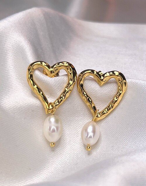 Stainless steel and freshwater baroque pearl heart earrings AIMÉE |Gloria Balensi