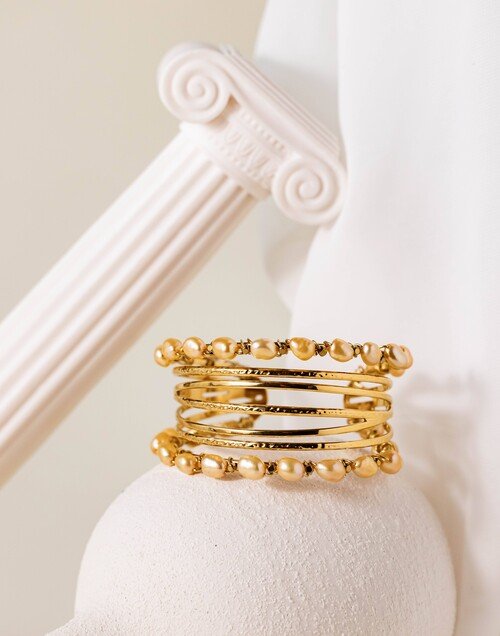 Bracelet manchette en acier inoxydable et perles de culture doré - THALIA | Gloria Balensi Paris bijoux