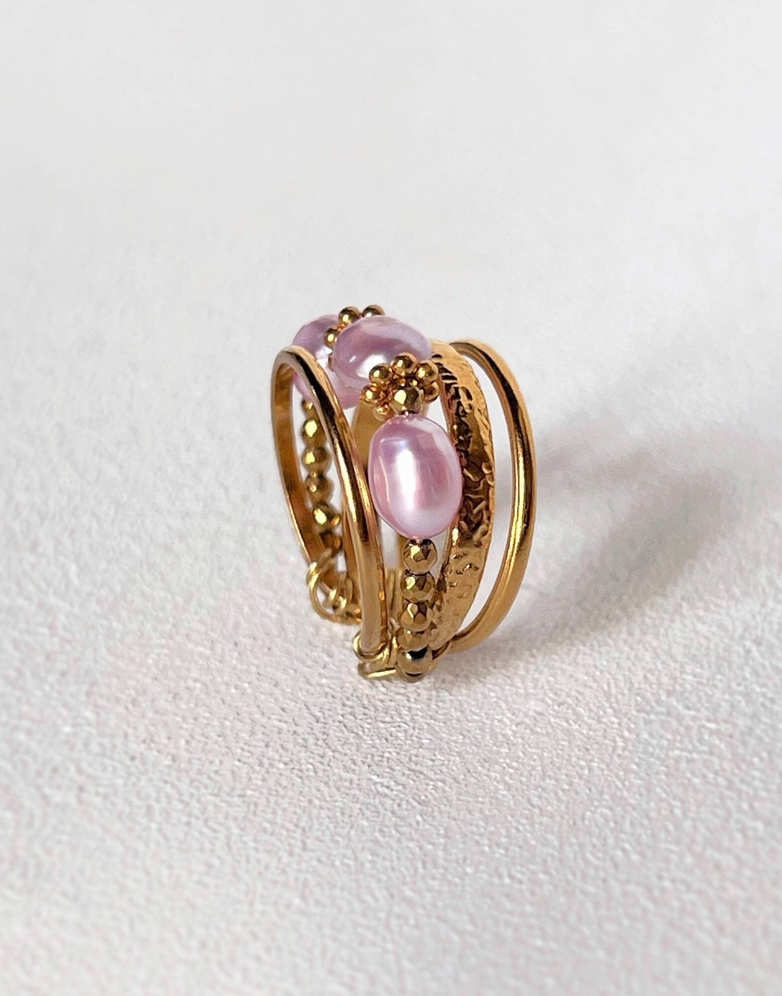 Multi-row adjustable ring in stainless steel and lilac cultured pearls - STELLA | Gloria Balensi Paris jewellery