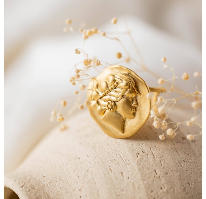 Bague ajustable MUSE style antique en laiton doré à l'or fin 18k |Gloria Balensi