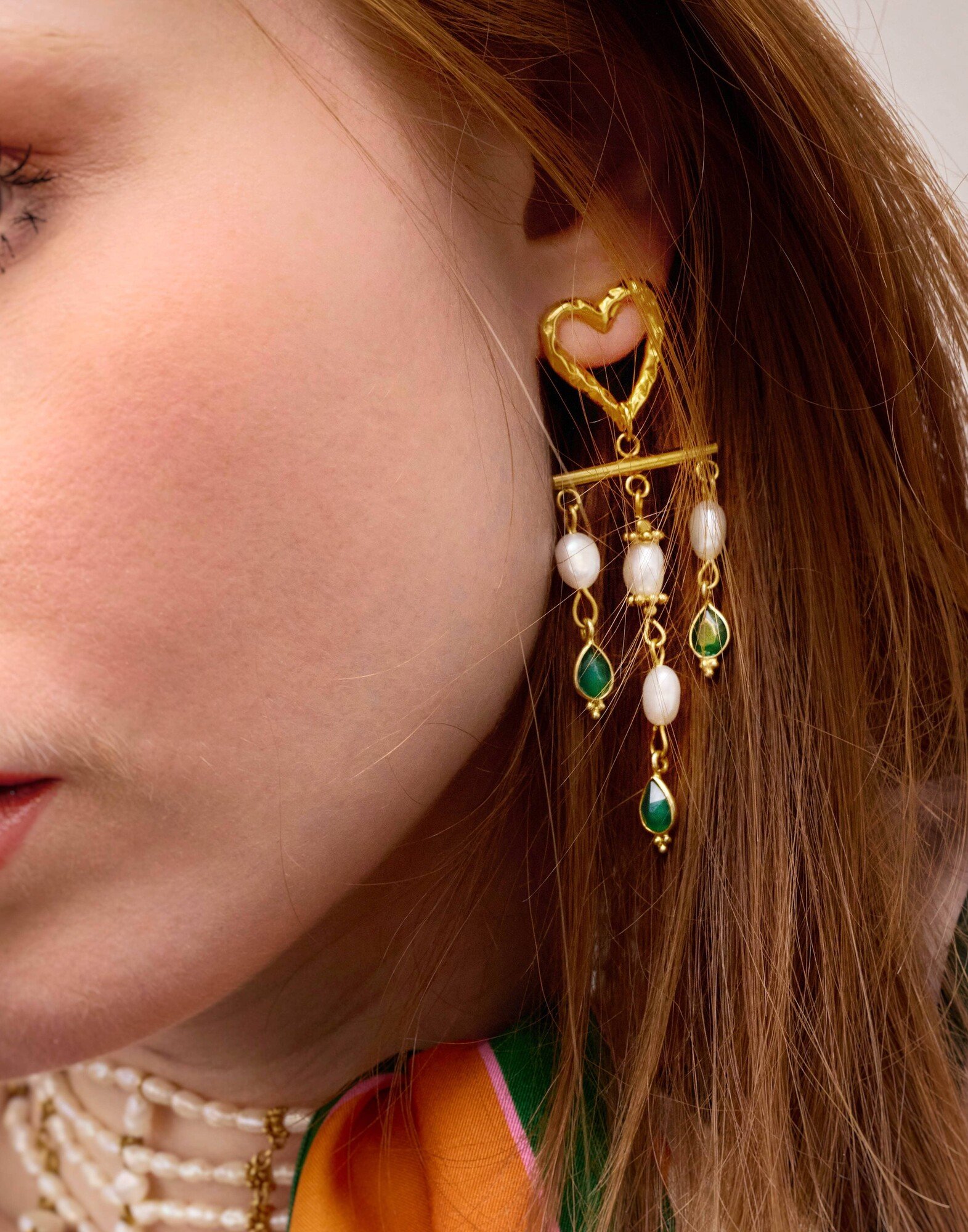 Boucles d’oreilles pendantes coeur perles de culture et quartz vert - ROMA | Gloria Balensi Paris bijoux