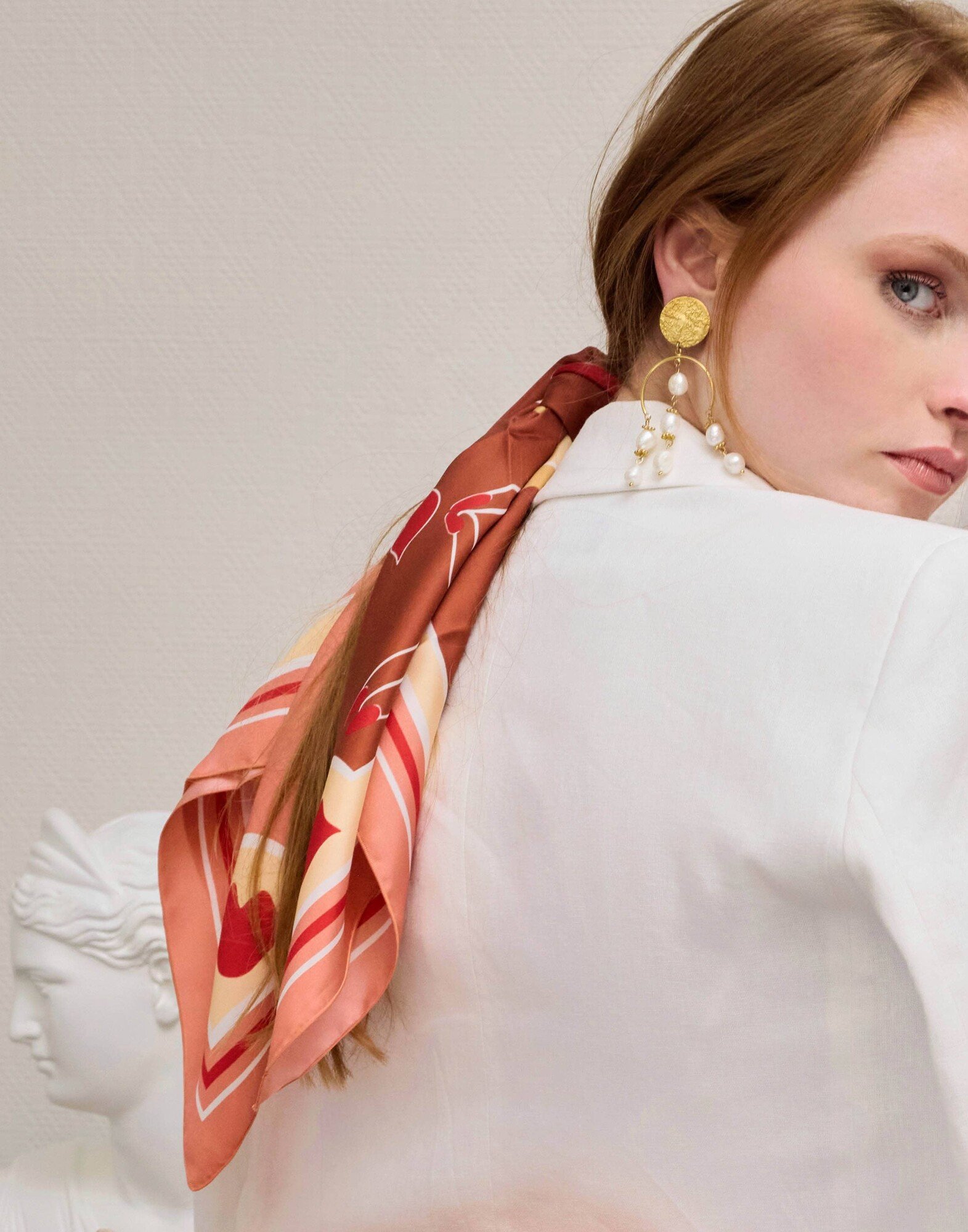 69cm silk twill square, TOI ET MOI print - Pink|Gloria Balensi scarves 69cm silk twill square, TOI ET MOI print - Pink|Gloria Balensi scarves