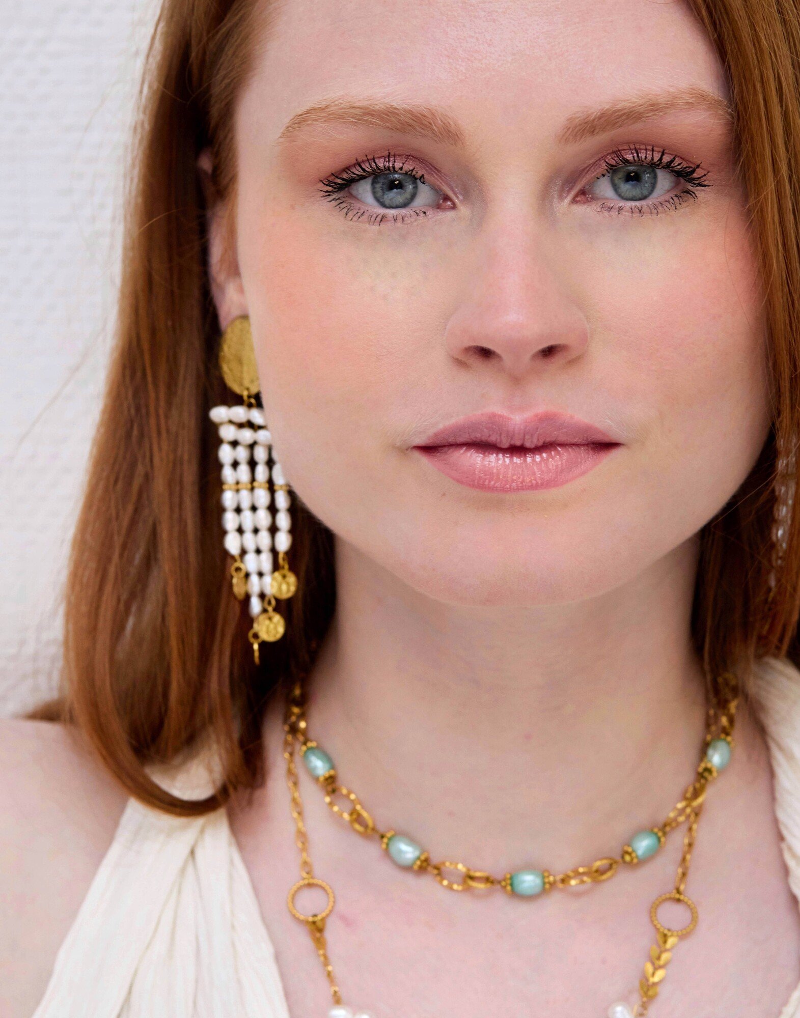 Boucles d’oreilles clips pendantes perles de culture - LOU | Gloria Balensi Paris bijoux
