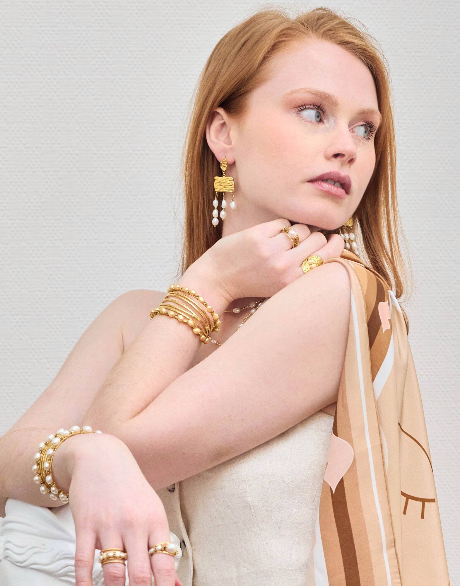 Boucles d’oreilles pendantes perles de culture - HESTIA| Gloria Balensi Paris