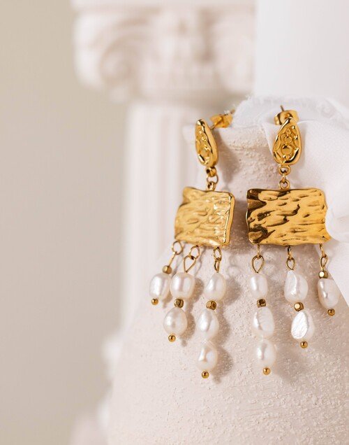 Cultured pearl dangling earrings - HESTIA | Gloria Balensi Paris jewelry