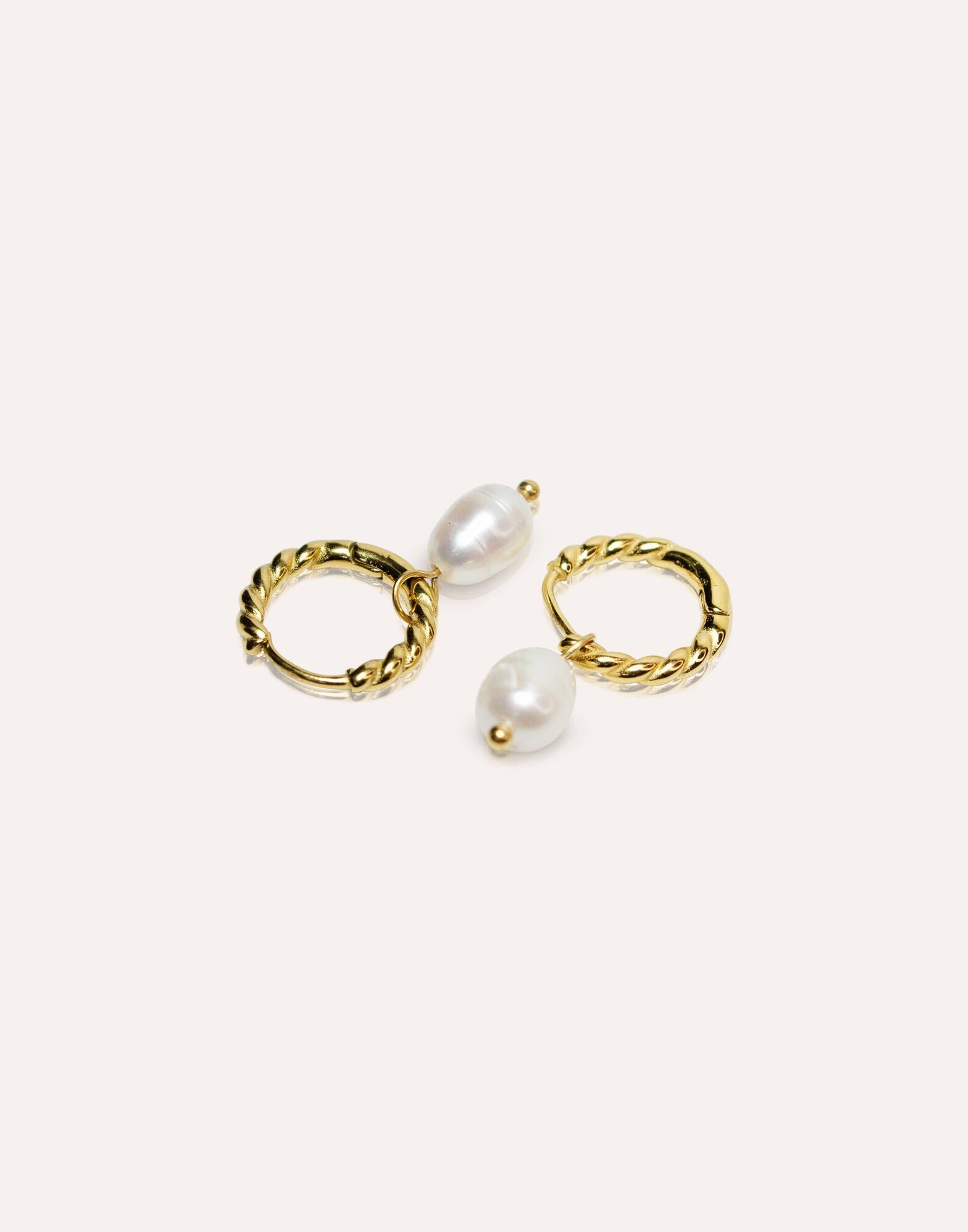 Twisted Creole Earrings with Cultured Pearls - VESTA -Style and Parisian Craftsmanship|Gloria Balensi