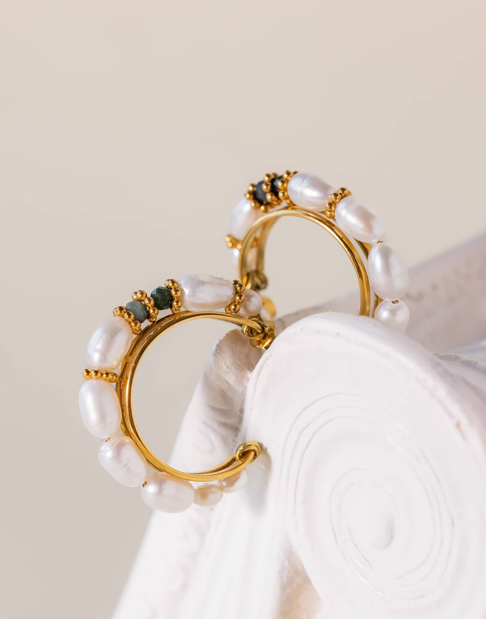 NINA Emerald and Pearl Creole Earrings -Style and Parisian Craftsmanship|Gloria Balensi
