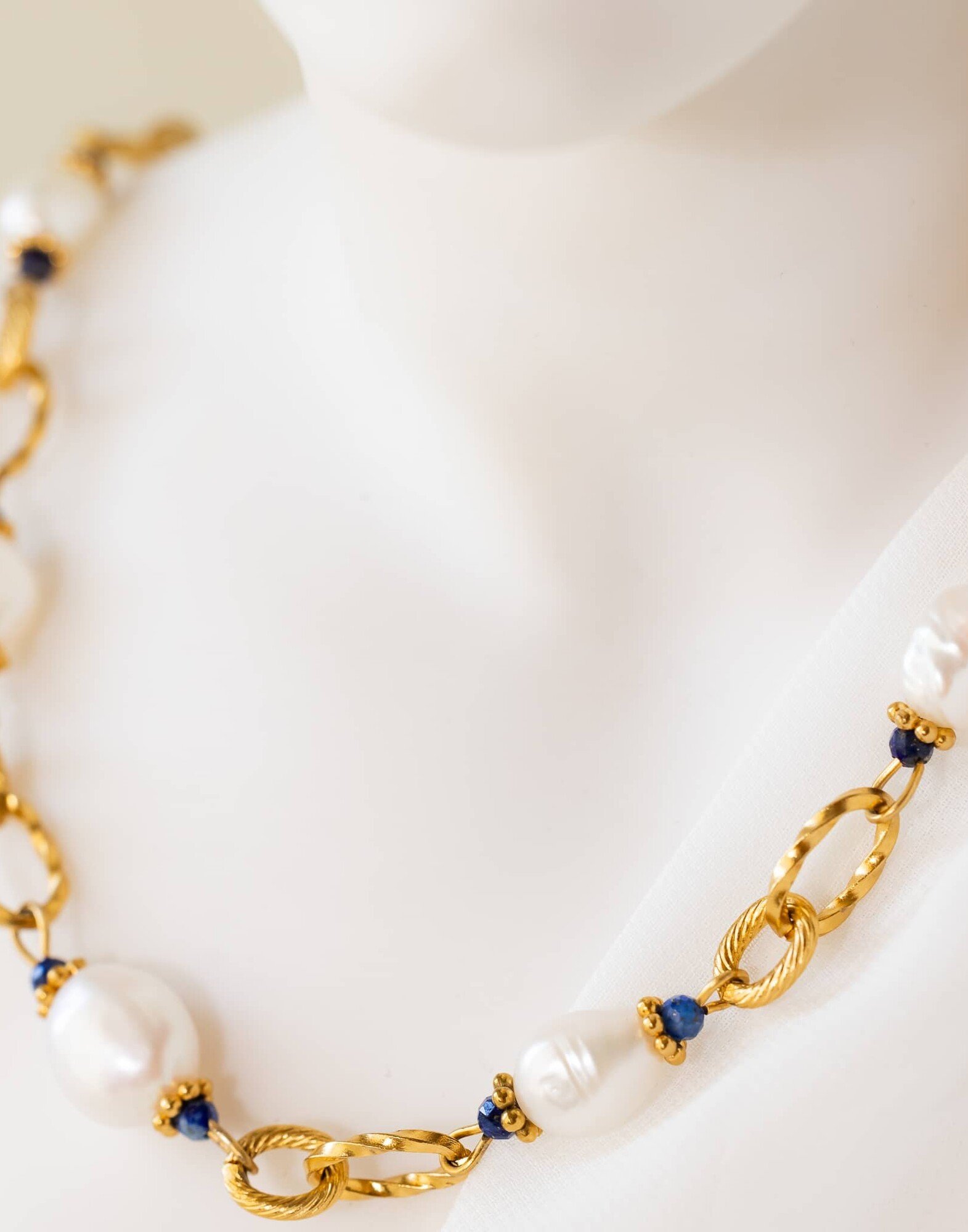 Gilded Stainless Steel Chain Necklace with Baroque Lapis Lazuli Pearls - ATHEA | Gloria Balensi Paris jewelry