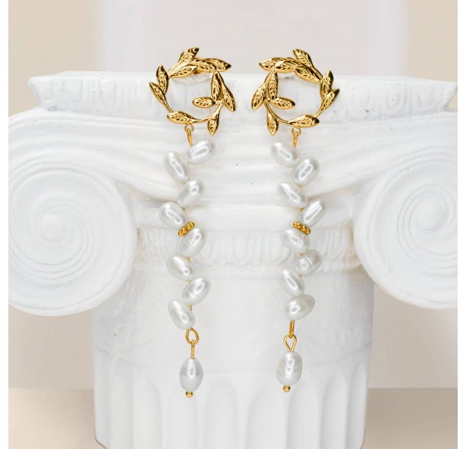 Gold pendant earrings with pearls and antique laurel motif - DAPHNE|Gloria Balensi
