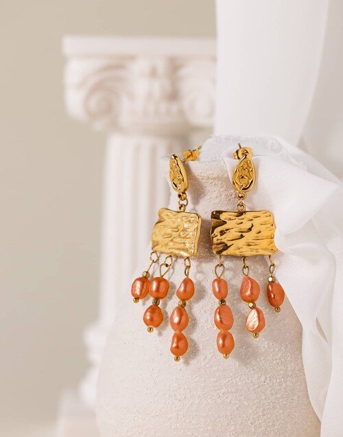 Boucles d’oreilles pendantes perles de culture terracotta - HESTIA| Gloria Balensi Paris