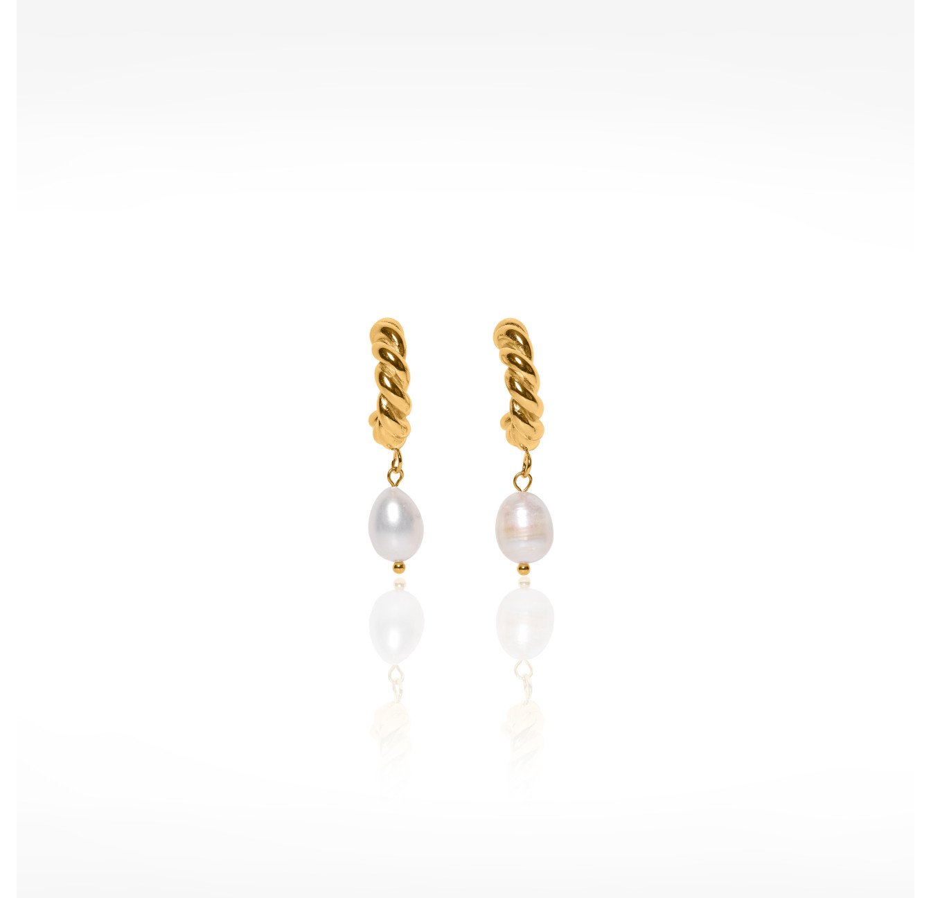 Twisted Gold-Plated Stainless Steel Hoops with Baroque Pearl Drops - LANA |Gloria Balensi
