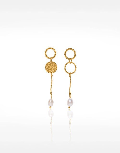 Boucles d'oreilles asymétriques dorées médaillon martelé,perles de culture et anneaux torsadés - ALYA