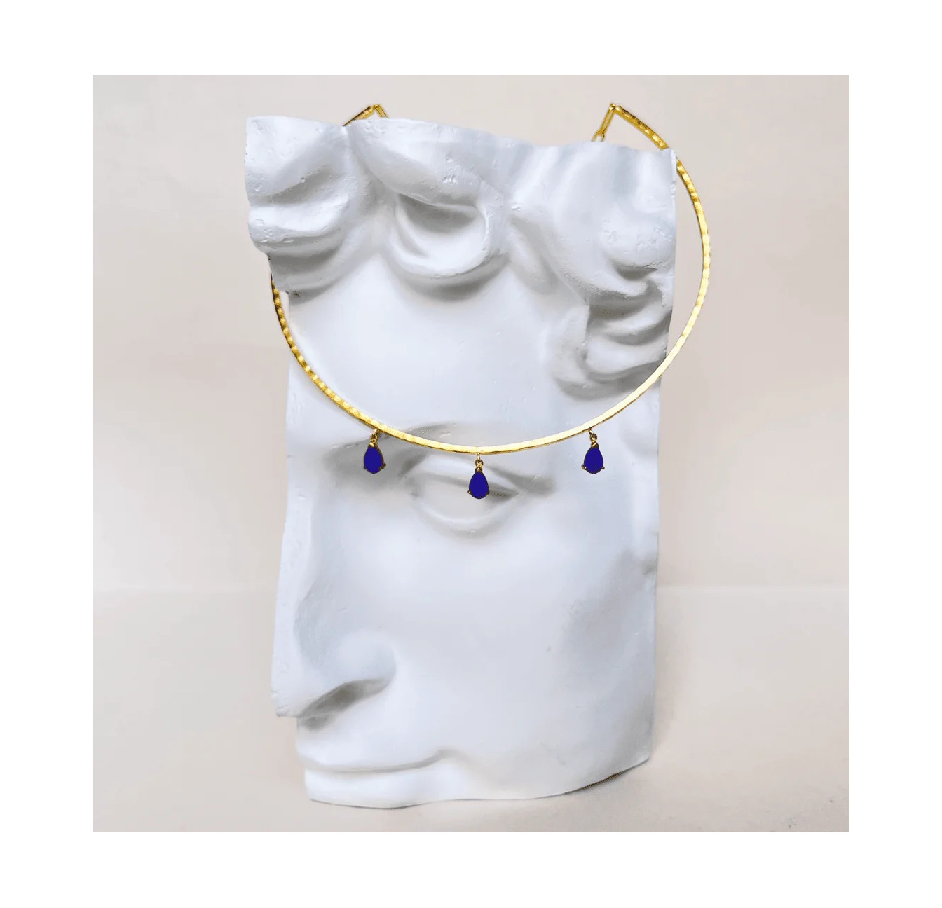 NAYA torque necklace with Lapis Lazuli