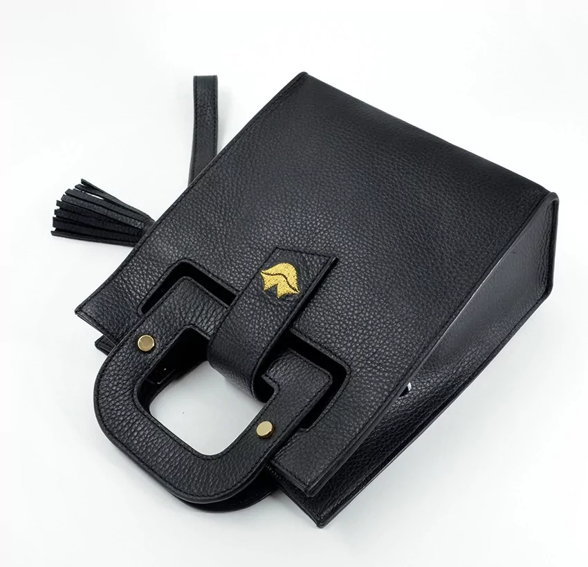 Black leather bag ARTISTE, gold mouth embroidery |Gloria Balensi