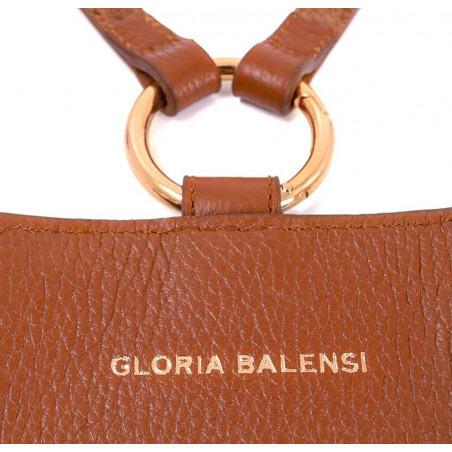 Camel TÉLI phone pouch, back view lettering | Gloria Balensi